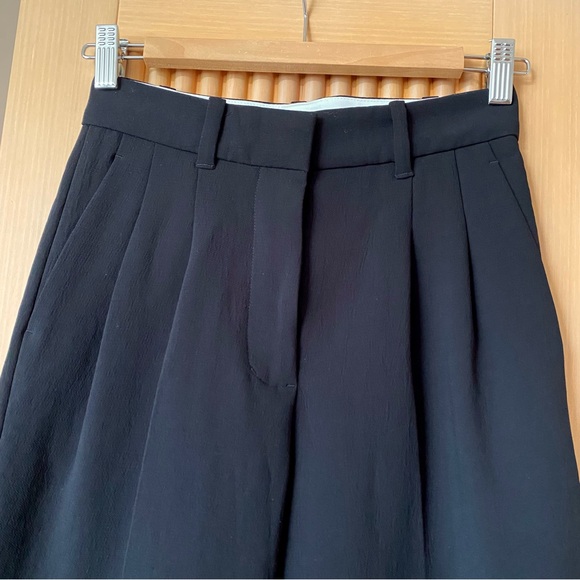 Aritzia Wilfred Carrot Pant black - Picture 4 of 13